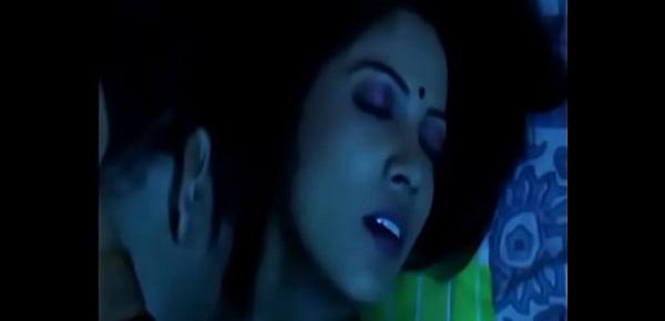  hot mallu aunty romance with husband friend savita bhabi